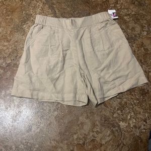 Tan linen shorts. New with tag